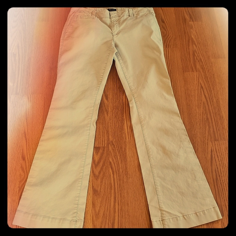 American Eagle Khaki Pants